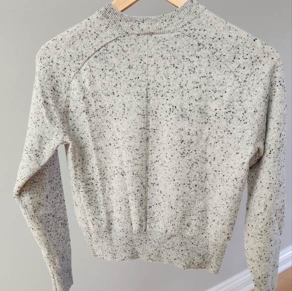 Babaton Cashmere Sweater - Picture 3 of 15